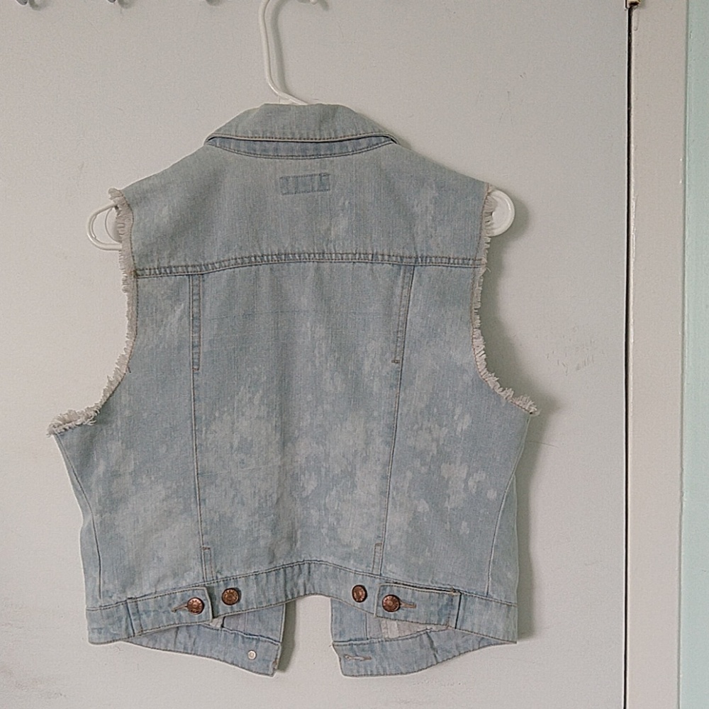 Jean jacket - Picture 2 of 2